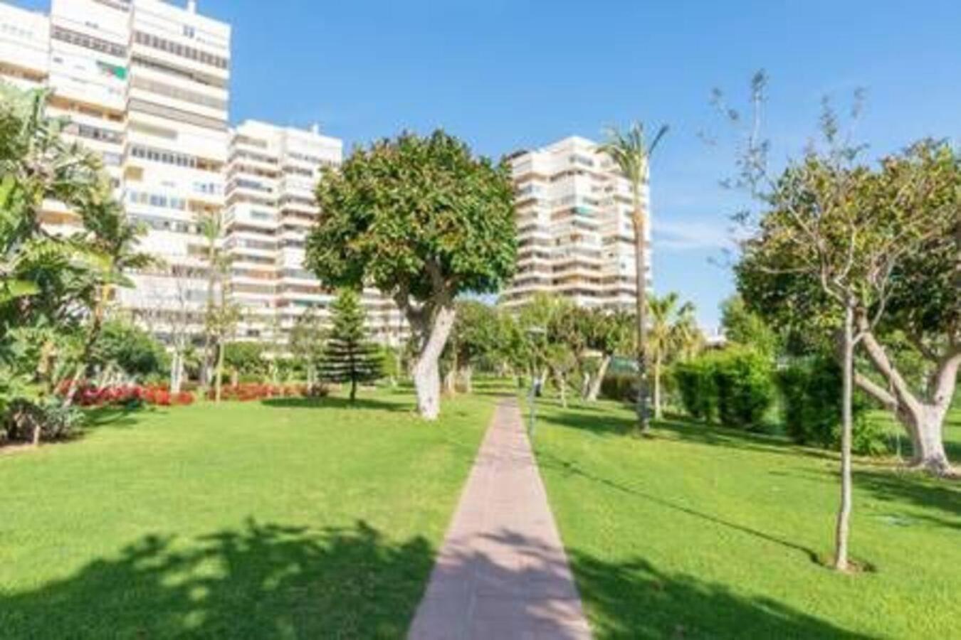 Playamar Waterfront Exclusive Apartment And Views Tower 2 Fl 14 Torremolinos Zewnętrze zdjęcie