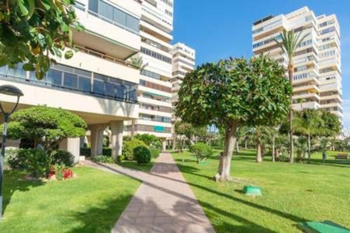 Playamar Waterfront Exclusive Apartment And Views Tower 2 Fl 14 Torremolinos Zewnętrze zdjęcie